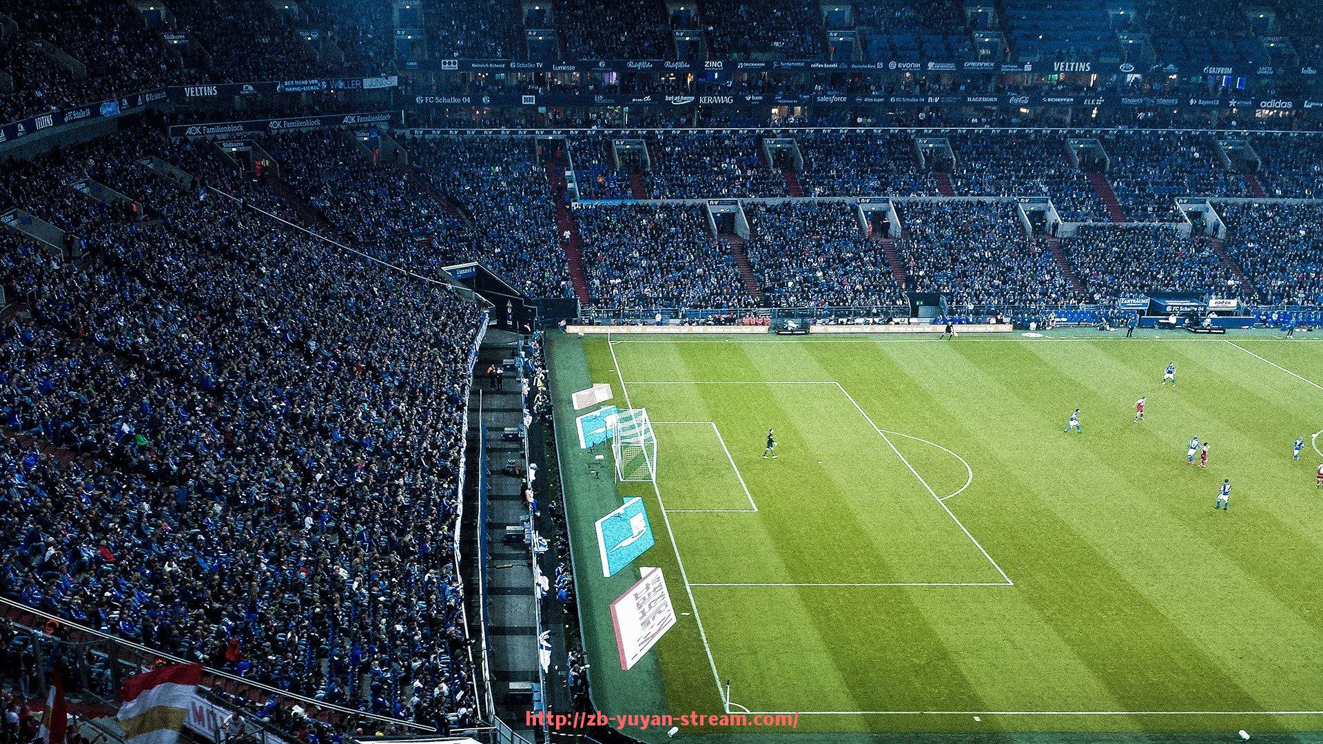 雨燕直播-世俱杯球员训练服反光细节设计与安全性能提升